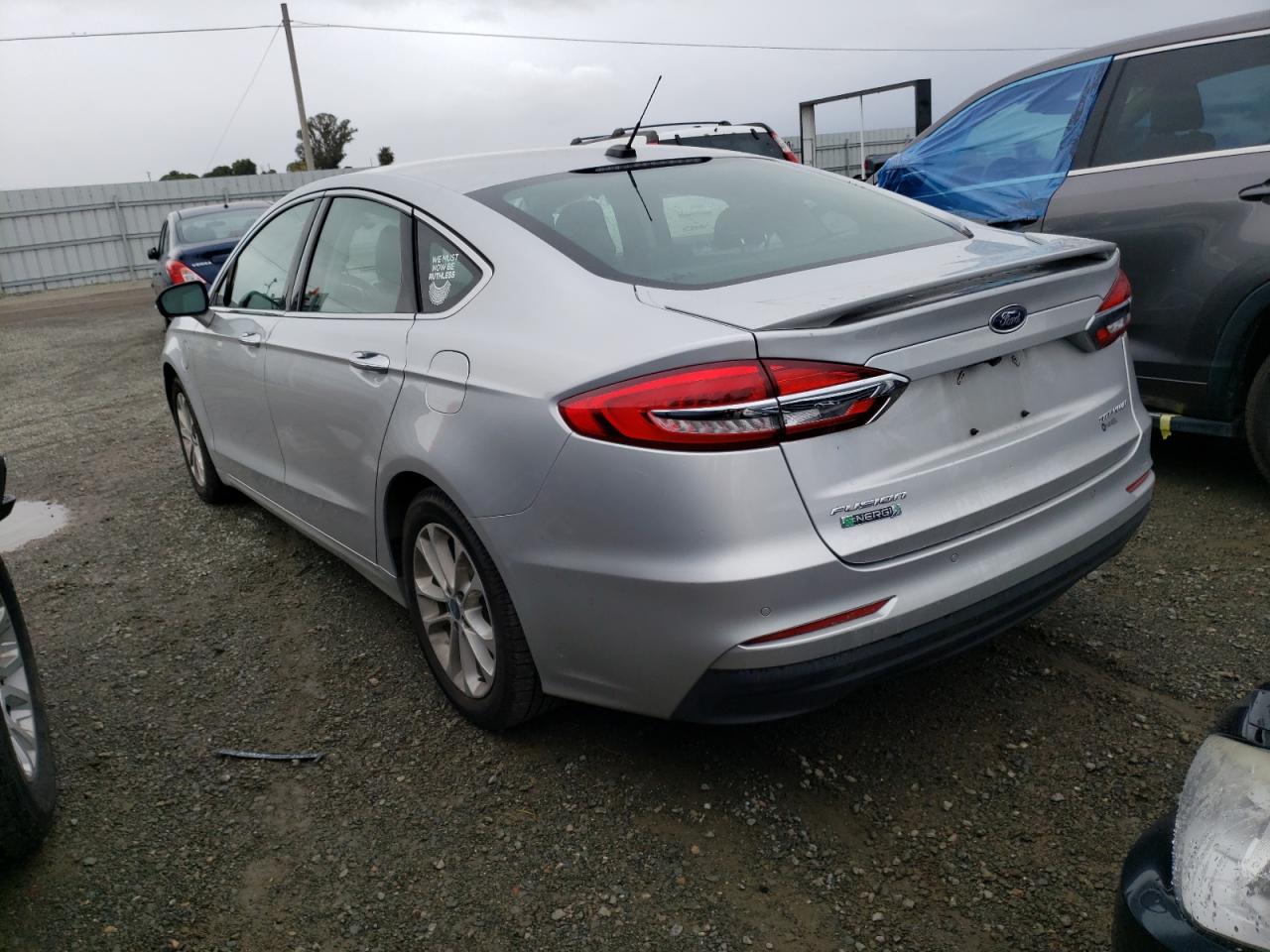 Изображение 2 2019 FORD FUSION TITANIUM 2019 с VIN 3FA6P0SU9KR269032