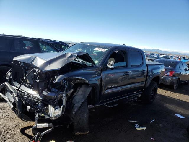 Obraz 1 z 2018 TOYOTA TACOMA DOUBLE CAB 2018 z VIN 3TMCZ5AN0JM160551