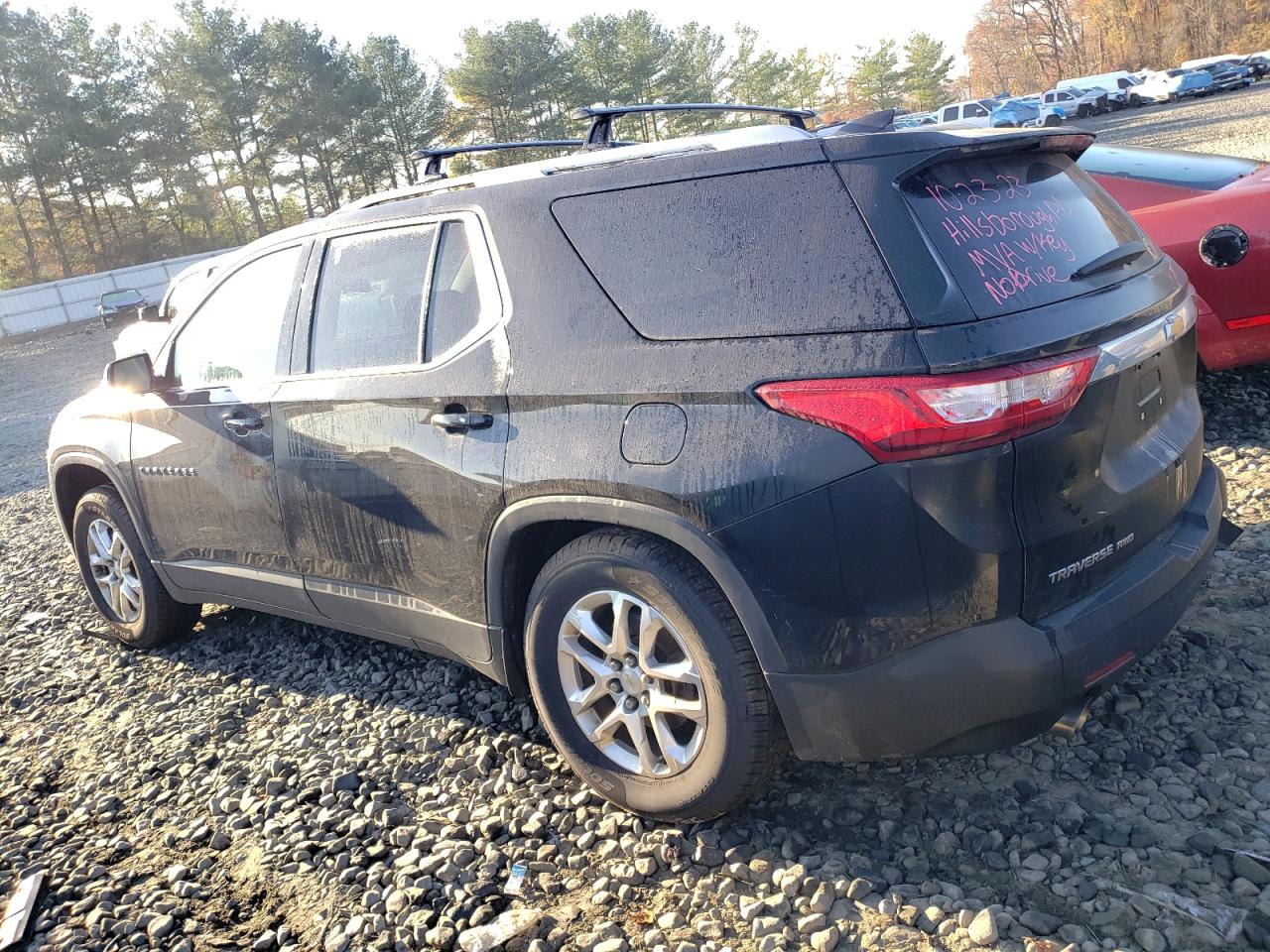 Изображение 2 2018 CHEVROLET TRAVERSE LT 2018 с VIN 1GNEVGKW0JJ120479