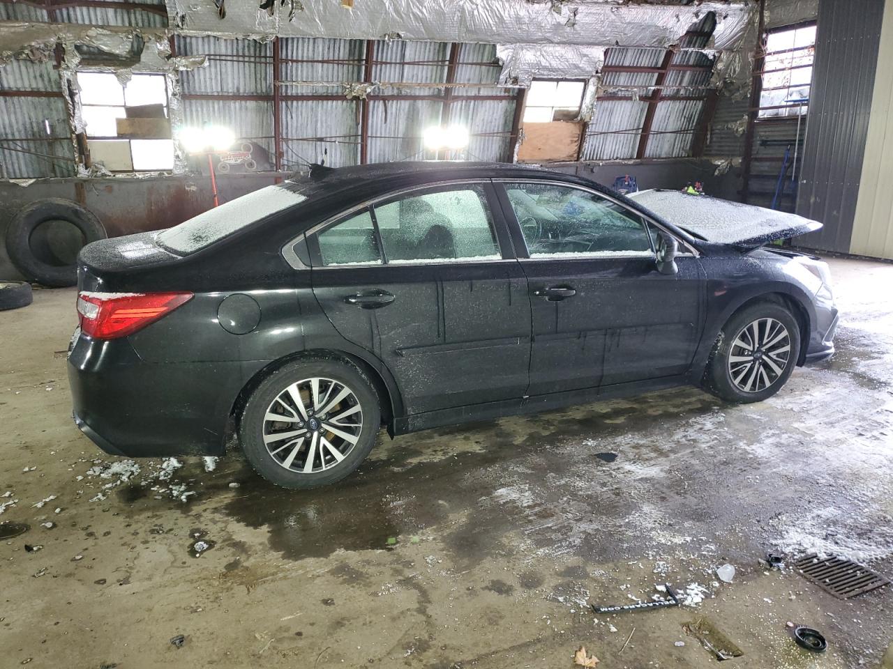 Изображение 3 2019 SUBARU LEGACY 2.5I PREMIUM 2019 с VIN 4S3BNAF64K3002220