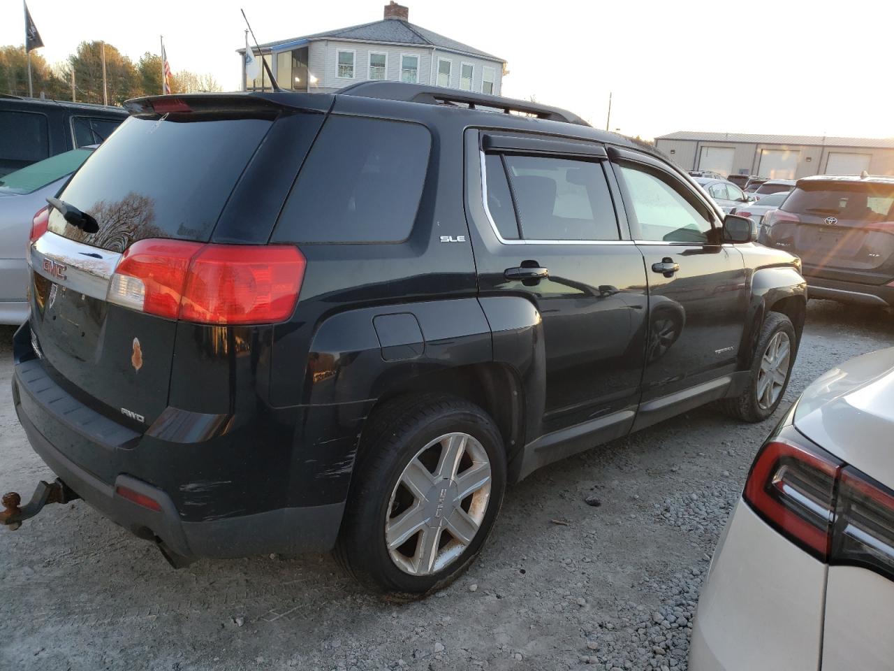 Image 3 of 2010 GMC TERRAIN SLE 2010 with VIN 2CTFLEEY7A6290182