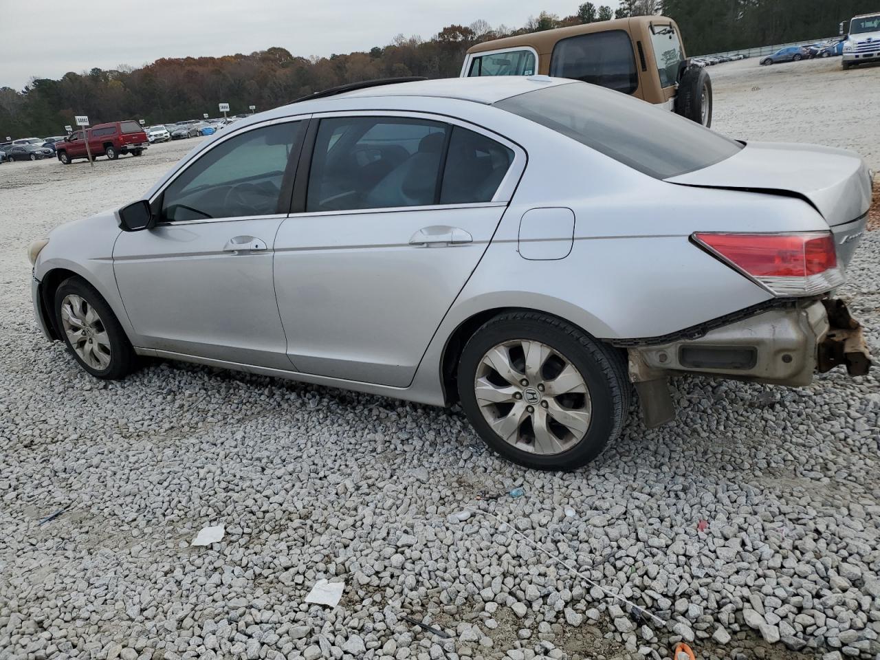 Изображение 2 2009 HONDA ACCORD EXL 2009 с VIN 1HGCP26869A114921