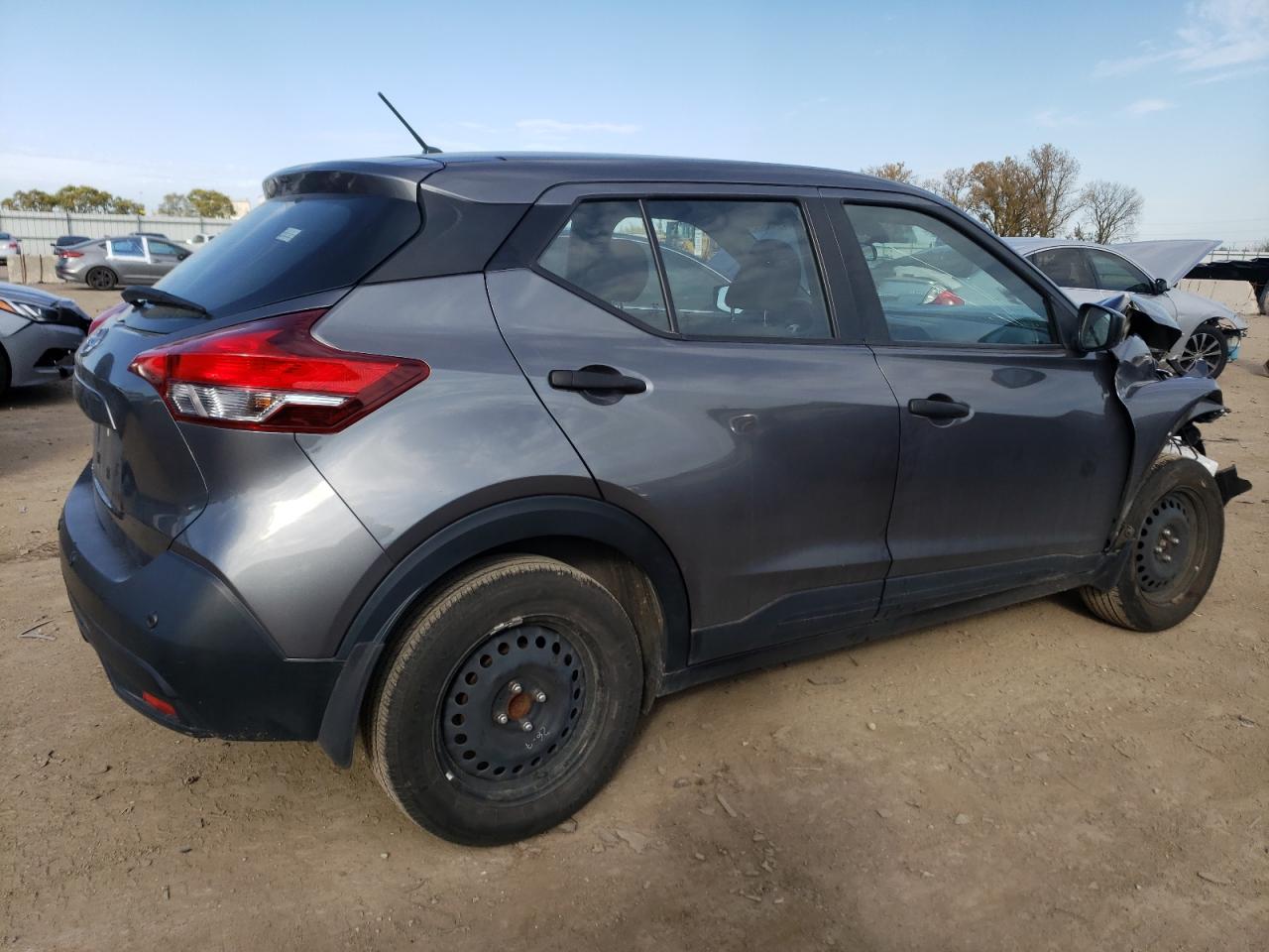 Obraz 3 z 2020 NISSAN KICKS S 2020 z VIN 3N1CP5BVXLL573495