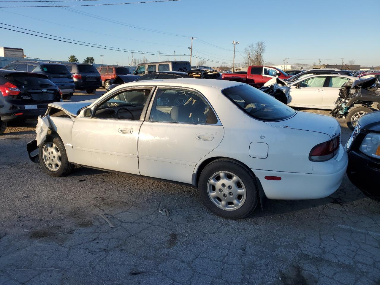 Изображение 2 1993 MAZDA 626 ES 1993 с VIN 1YVGE22B9P5148925
