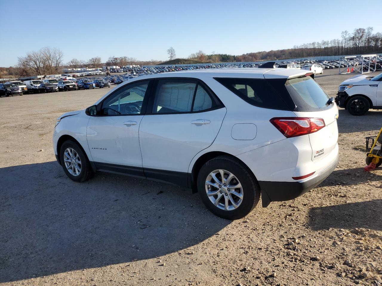 Image 2 of 2018 CHEVROLET EQUINOX LS 2018 with VIN 2GNAXHEV4J6148171