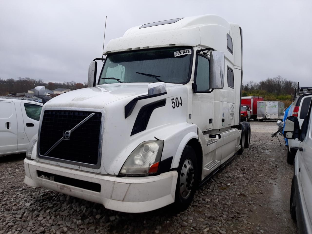 Image 2 of 2013 VOLVO VN VNL 2013 with VIN 4V4NC9EJ7DN563451