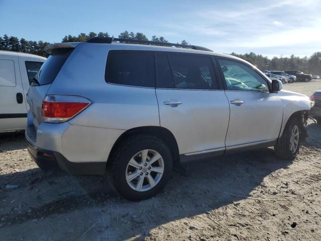 Image 3 of 2012 TOYOTA HIGHLANDER BASE 2012 with VIN 5TDBK3EH1CS099786