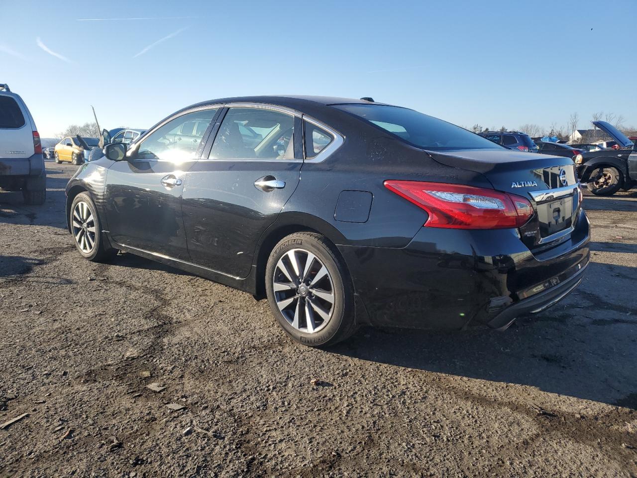Image 2 of 2017 NISSAN ALTIMA 2.5 2017 with VIN 1N4AL3AP9HC142534