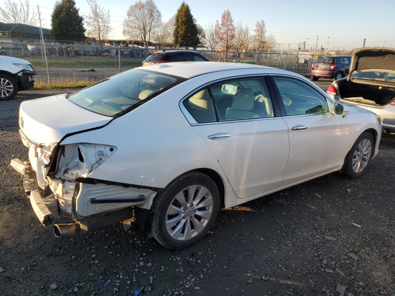 Изображение 3 2013 HONDA ACCORD EXL 2013 с VIN 1HGCR3F80DA014905