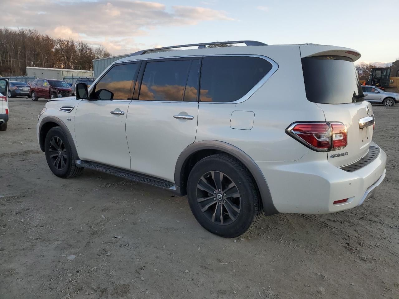 Изображение 2 2017 NISSAN ARMADA SV 2017 с VIN JN8AY2NC6H9502325