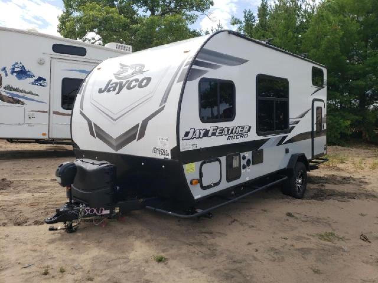 Image 1 of 2022 JACO JAY SERIES 2022 with VIN 1UJBJ0AJ8N1JK0952