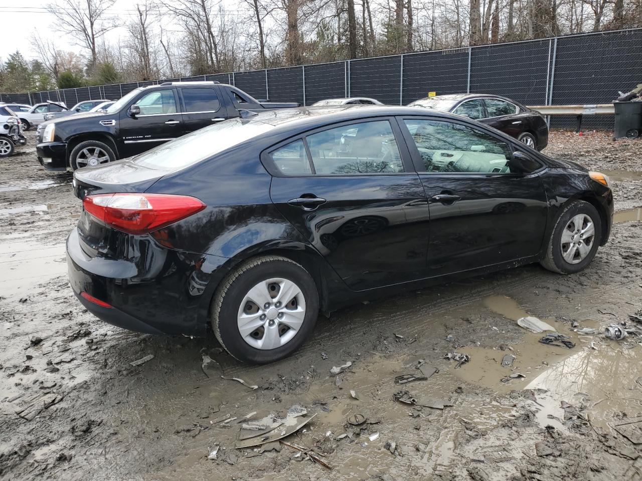 Obraz 3 z 2015 KIA FORTE LX 2015 z VIN KNAFK4A67F5379084