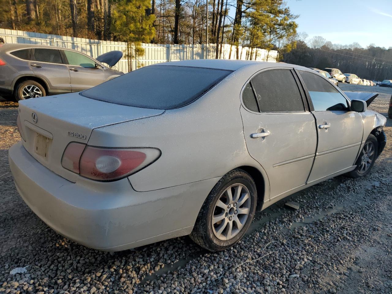 Image 3 of 2003 LEXUS ES 300 2003 with VIN JTHBF30G130125100
