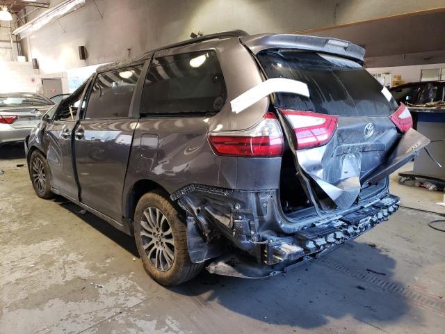 Image 2 of 2019 TOYOTA SIENNA XLE 2019 with VIN 5TDYZ3DC8KS002948