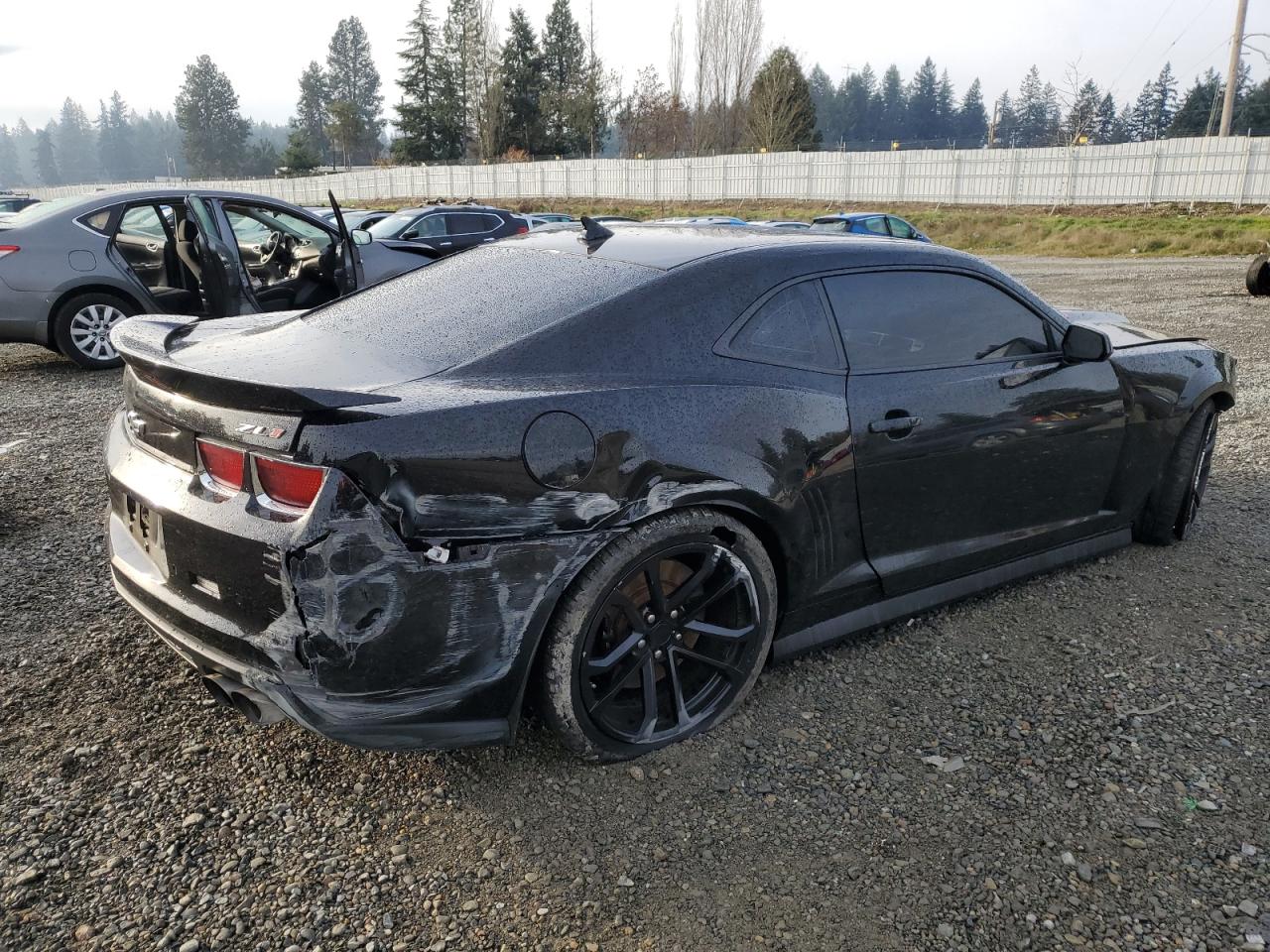 Image 3 of 2013 CHEVROLET CAMARO ZL1 2013 with VIN 2G1FL1EP2D9803023