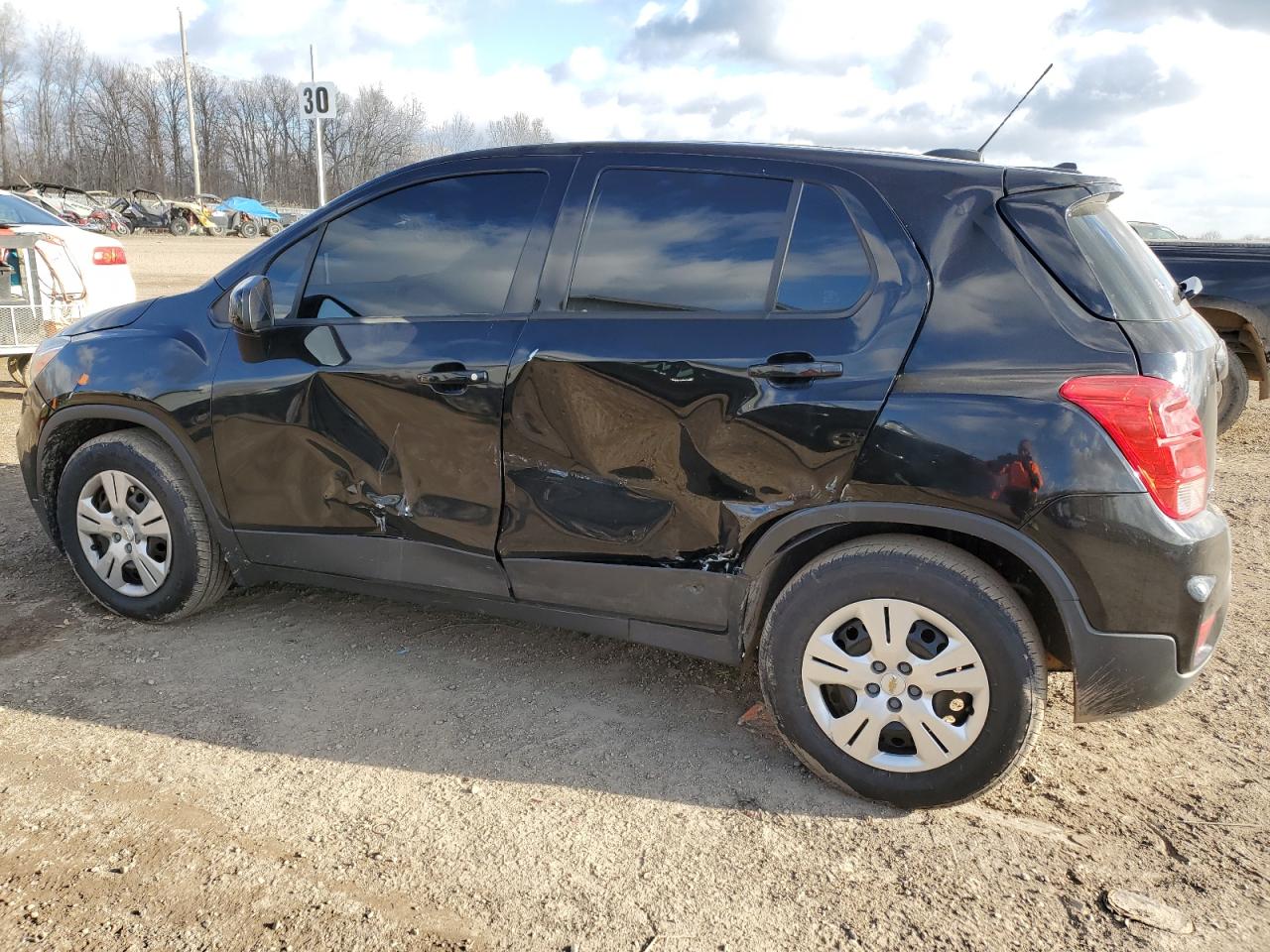 Image 2 of 2017 CHEVROLET TRAX LS 2017 with VIN 3GNCJKSB8HL226023