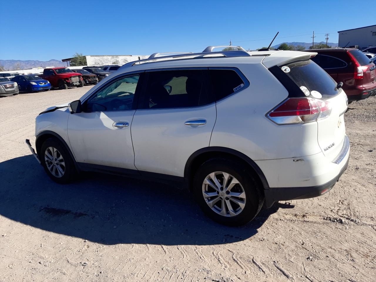 Image 2 of 2016 NISSAN ROGUE S 2016 with VIN KNMAT2MV9GP735851