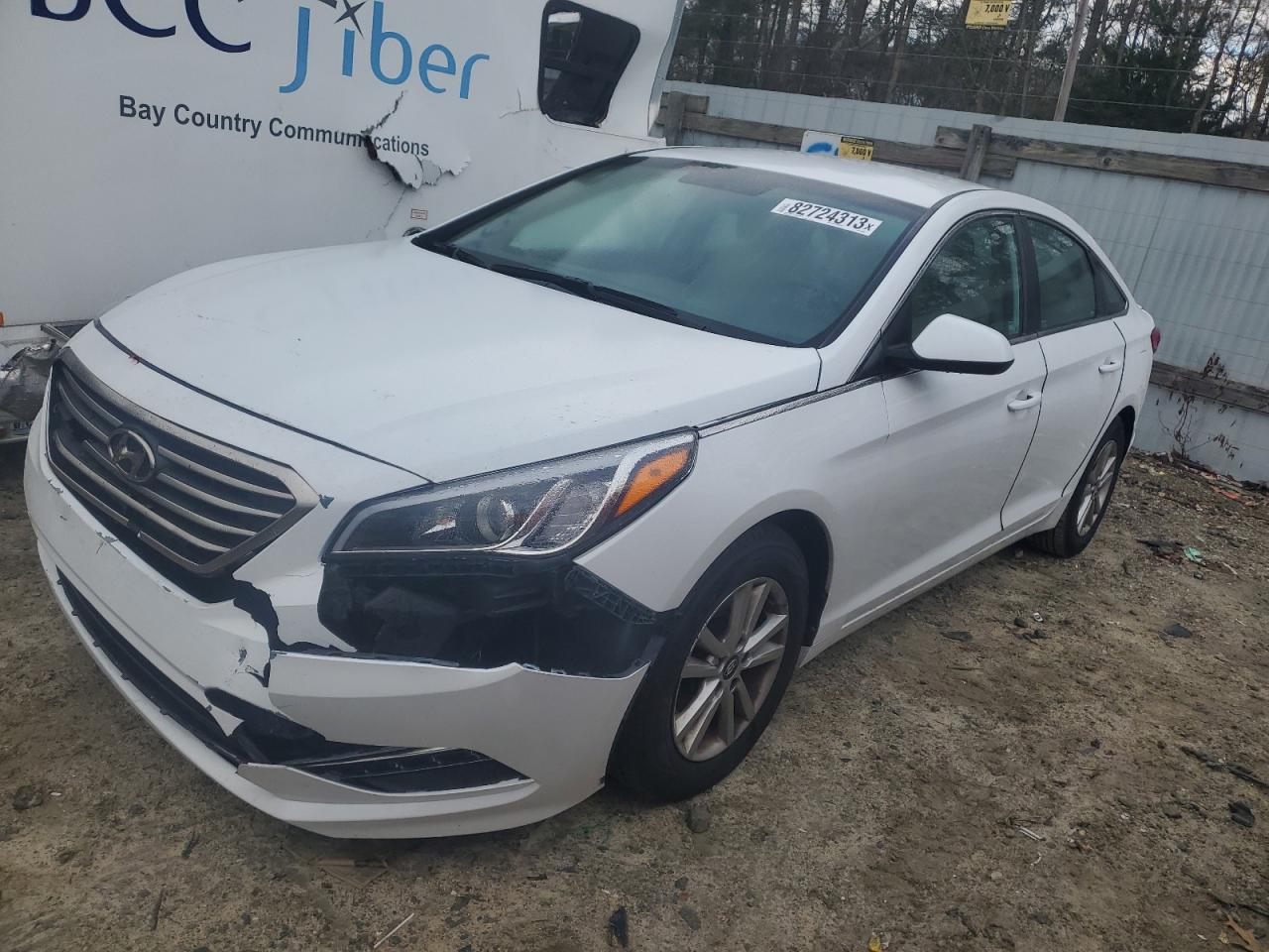 Image 1 of 2015 HYUNDAI SONATA SE 2015 with VIN 5NPE24AF3FH131669