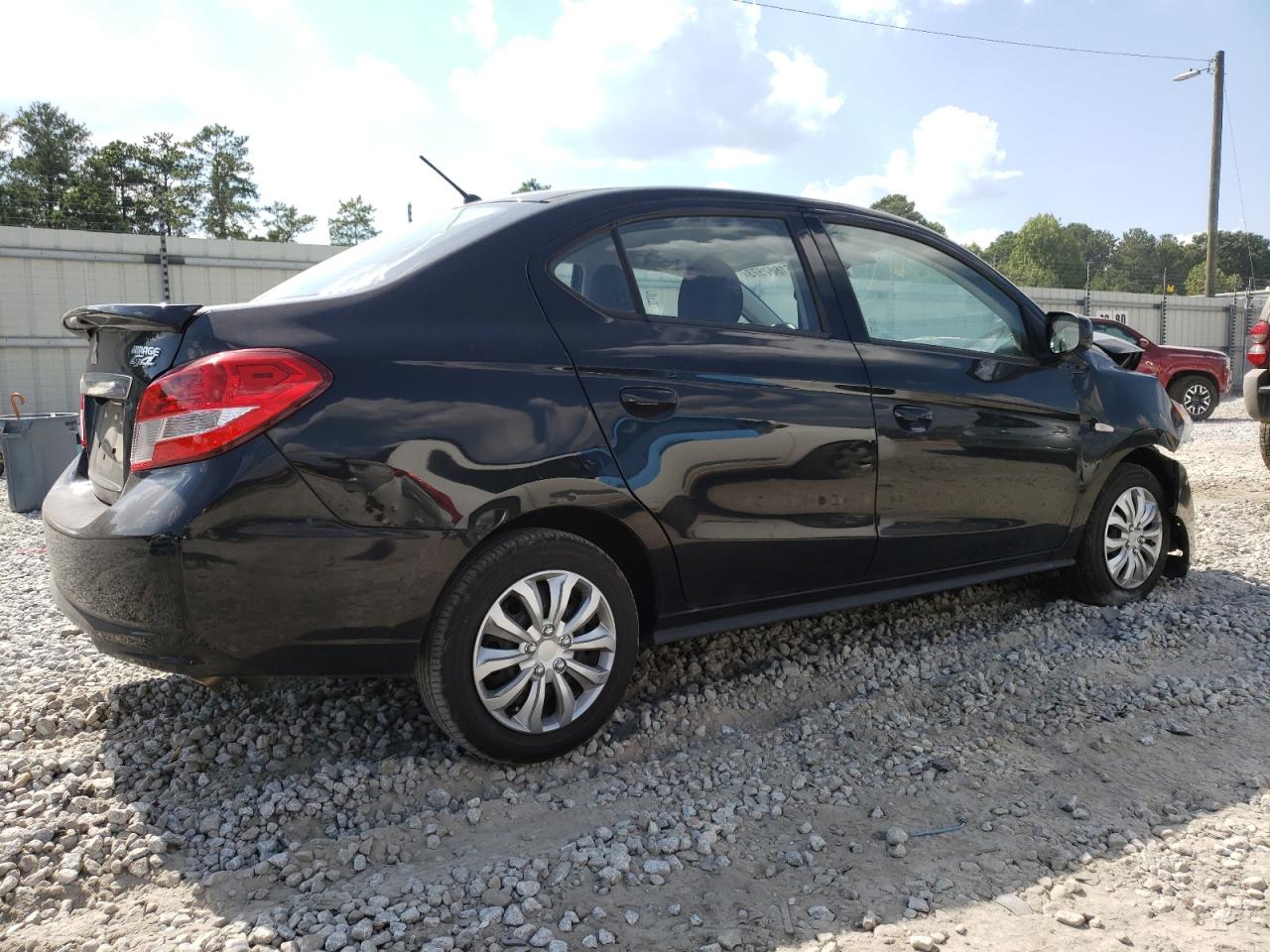Изображение 3 2019 MITSUBISHI MIRAGE G4 ES 2019 с VIN ML32F3FJ5KHF07348