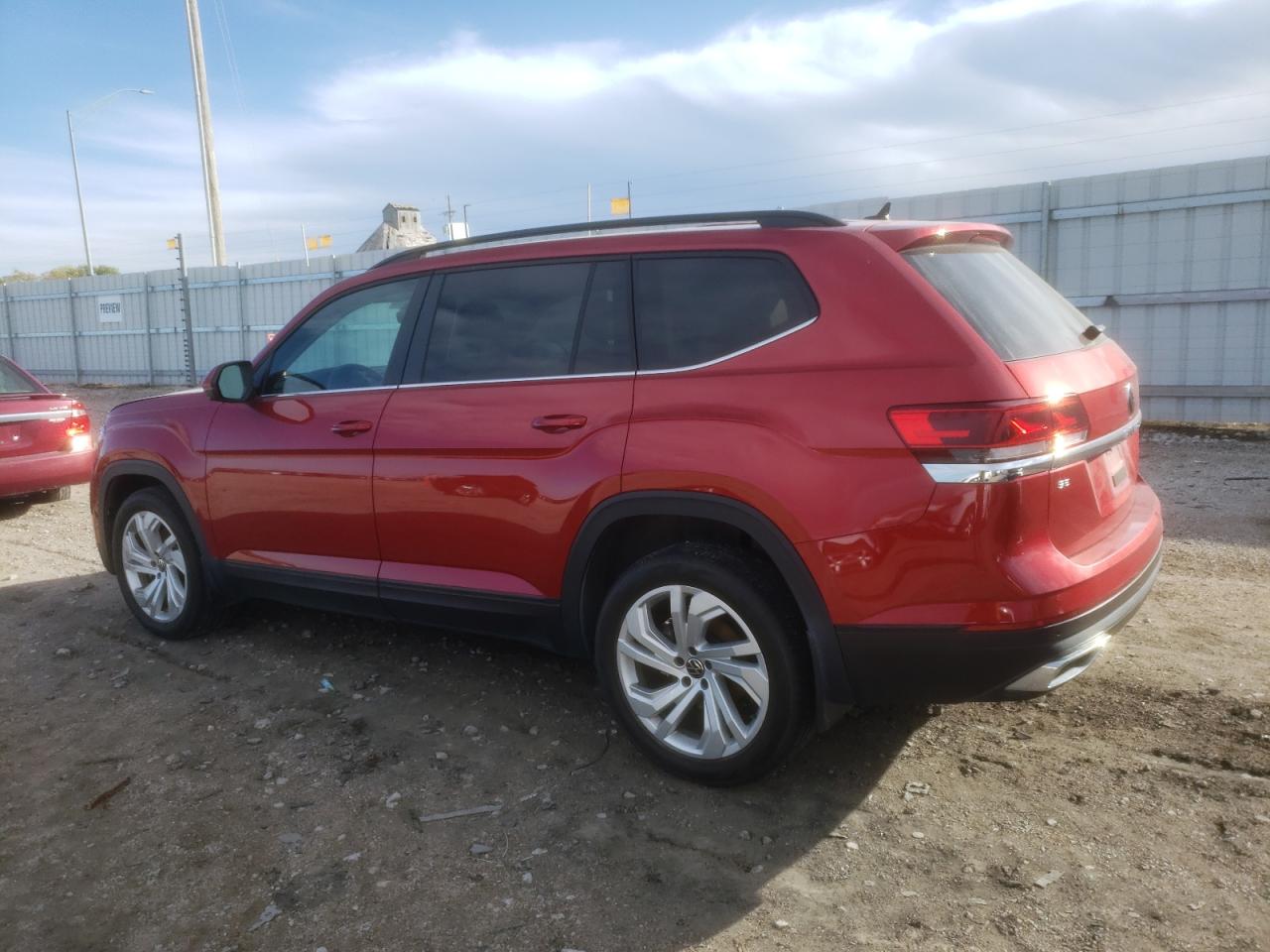 Image 2 of 2021 VOLKSWAGEN ATLAS SE 2021 with VIN 1V2KP2CA0MC529116