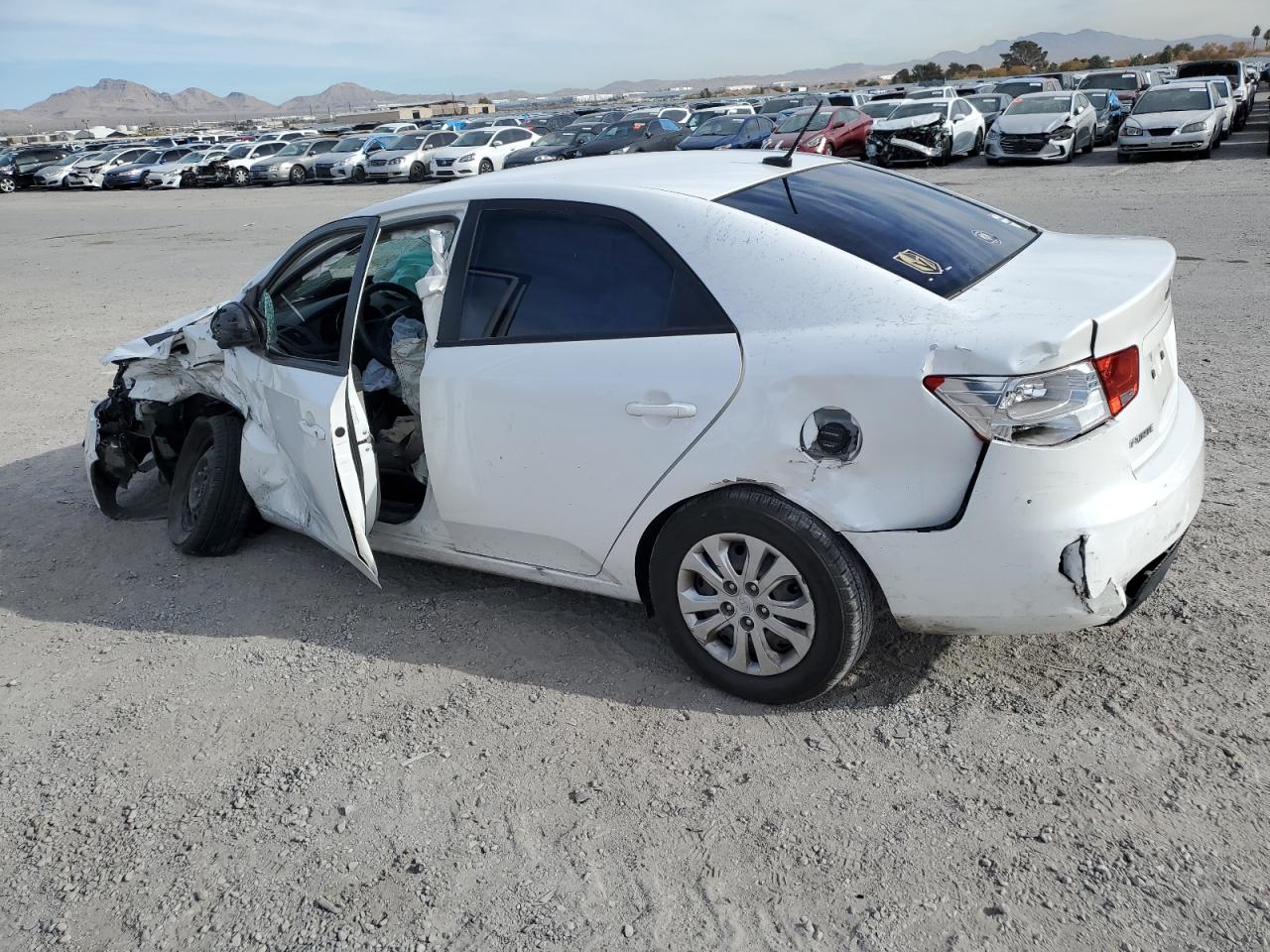 Obraz 2 z 2012 KIA FORTE EX 2012 z VIN KNAFU4A29C5640993