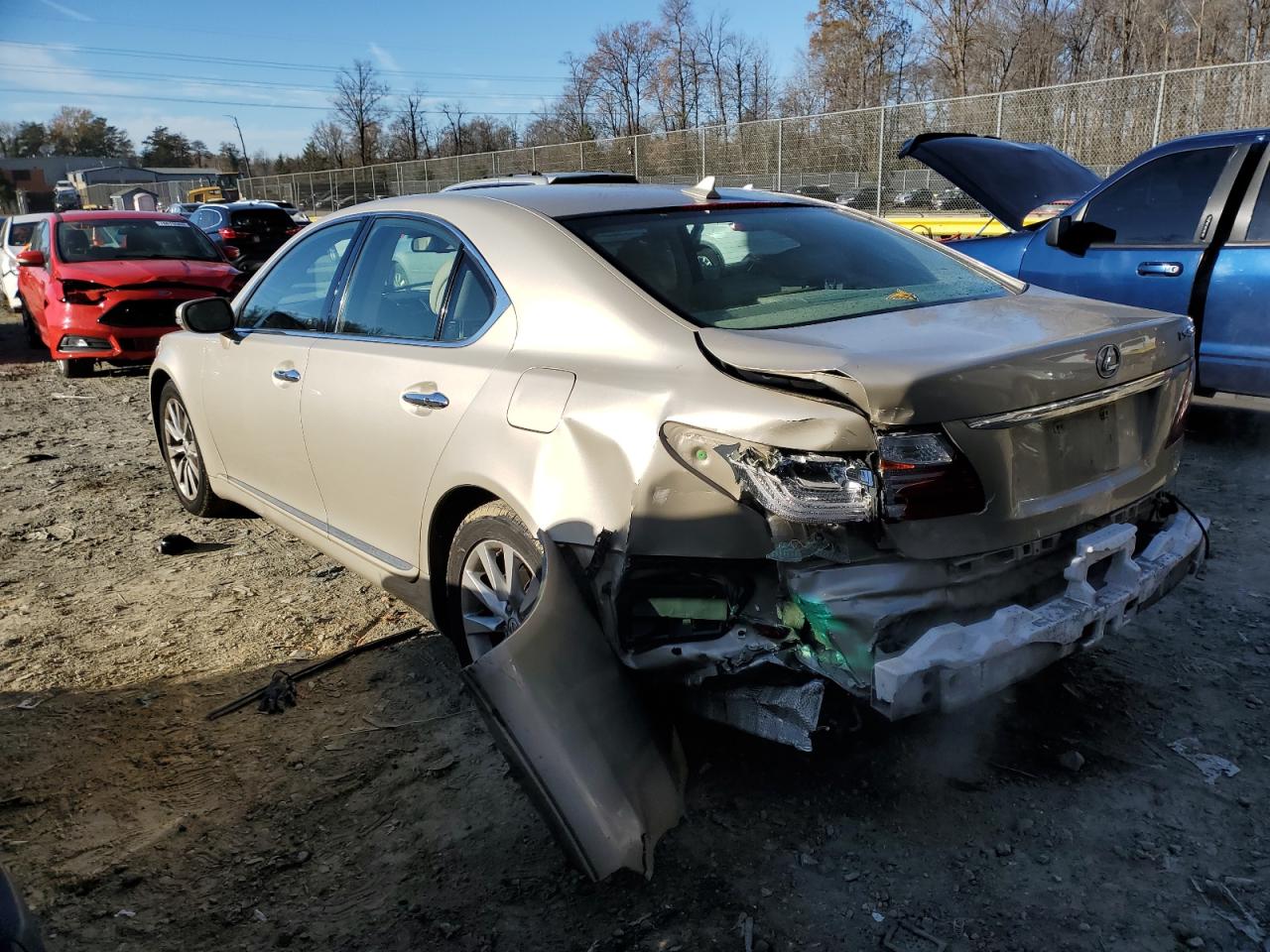 Obraz 2 z 2011 LEXUS LS 460 2011 z VIN JTHCL5EF0B5008912