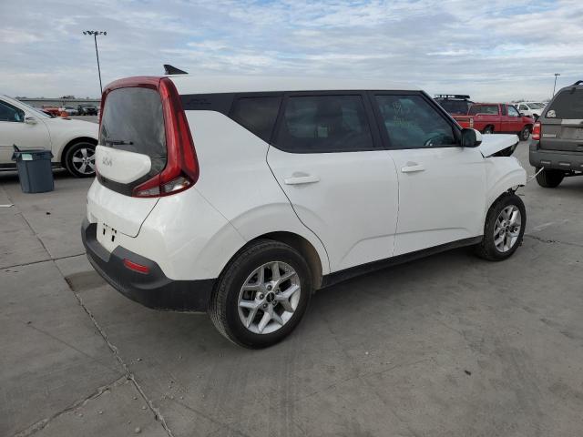 Image 3 of 2022 KIA SOUL LX 2022 with VIN KNDJ23AU1N7168326
