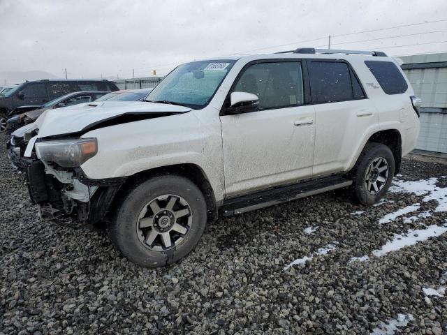 Изображение 1 2018 TOYOTA 4RUNNER SR5/SR5 PREMIUM 2018 с VIN JTEBU5JR8J5517733
