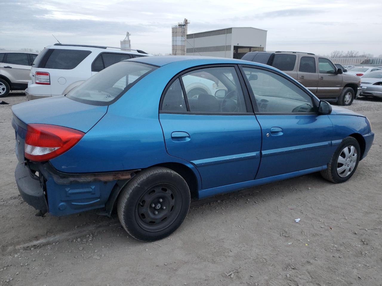 Image 3 of 2005 KIA RIO  2005 with VIN KNADC125656365467