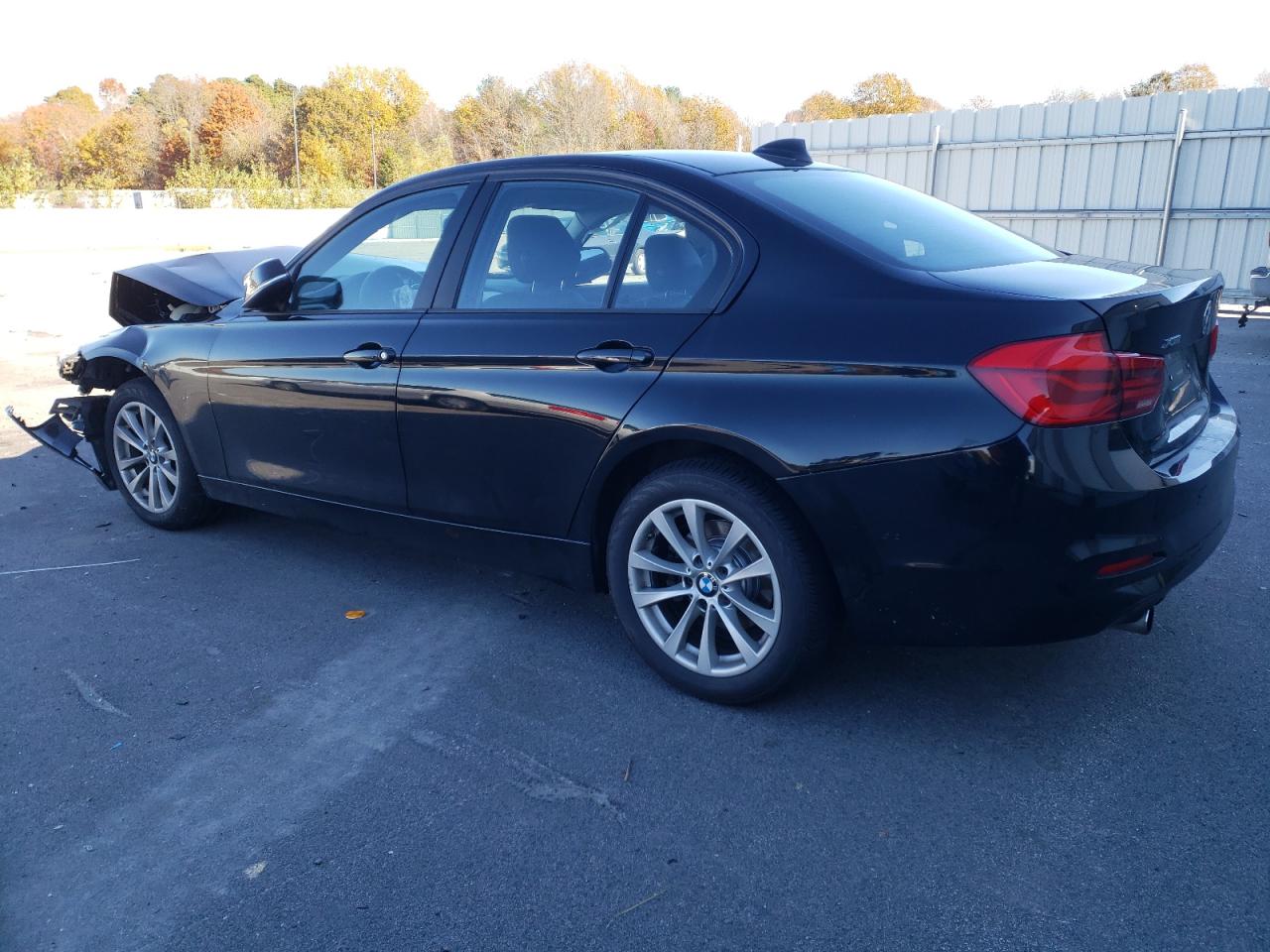 Image 2 of 2018 BMW 320 XI 2018 with VIN WBA8E5G58JNV02033