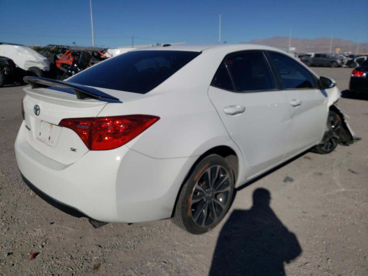 Image 3 of 2018 TOYOTA COROLLA L 2018 with VIN 2T1BURHE3JC015925