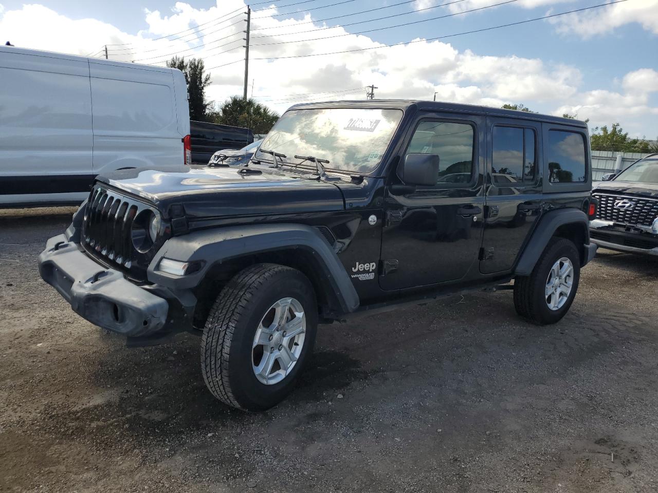 Obraz 1 z Jeep Wrangler Unlimited Sport 2018 z VIN 1C4HJXDN7JW200872