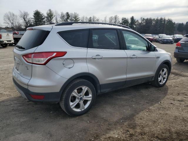Image 3 of 2016 FORD ESCAPE SE 2016 with VIN 1FMCU9GXXGUA62187