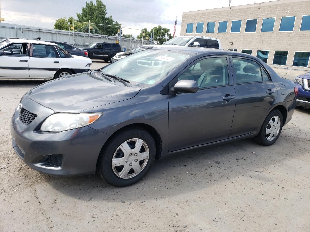 Изображение 1 2010 TOYOTA COROLLA BASE 2010 с VIN 2T1BU4EE7AC412934