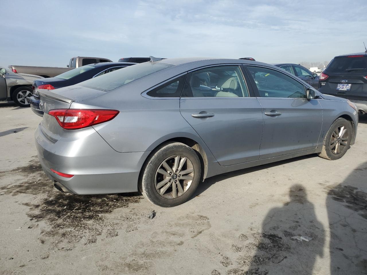 Image 3 of 2015 HYUNDAI SONATA SE 2015 with VIN 5NPE24AF1FH005956