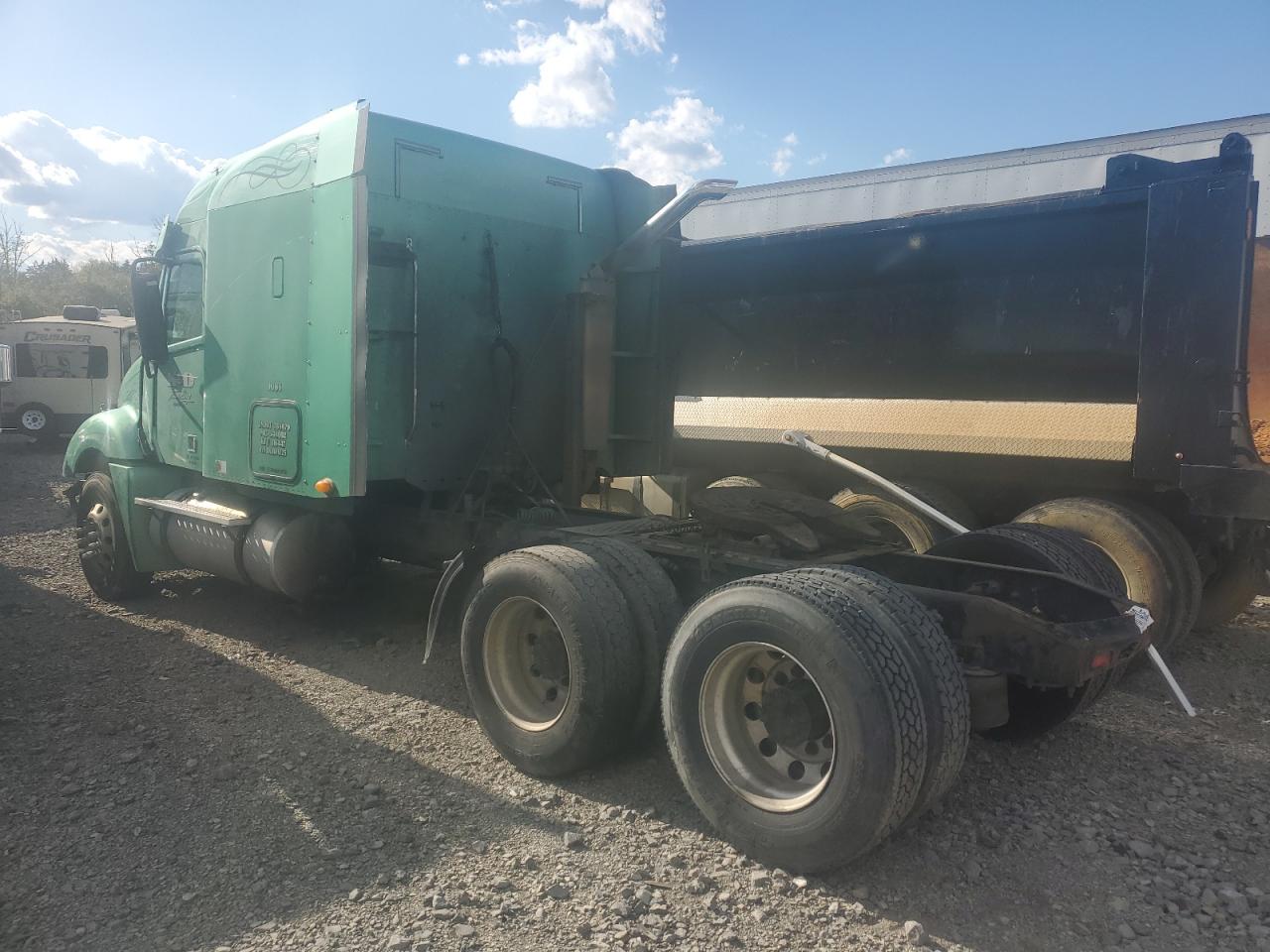 Image 3 of 2013 FREIGHTLINER CONVENTIONAL COLUMBIA 2013 with VIN 3ALXA7CG8DDBR6125