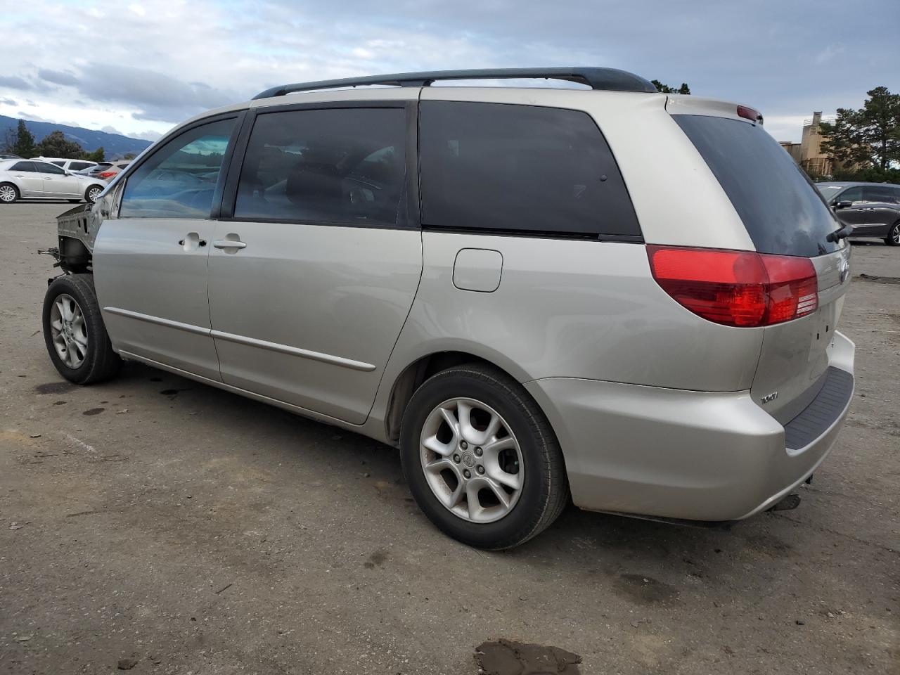 Изображение 2 2005 TOYOTA SIENNA XLE 2005 с VIN 5TDZA22C25S265224