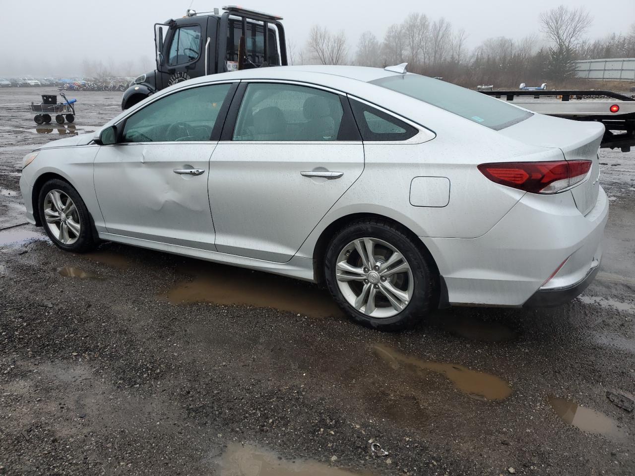 Obraz 2 z 2018 HYUNDAI SONATA SPORT 2018 z VIN 5NPE34AF9JH623533
