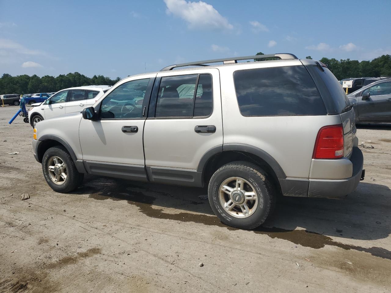Image 2 of 2003 FORD EXPLORER XLT 2003 with VIN 1FMZU73K43ZB48343