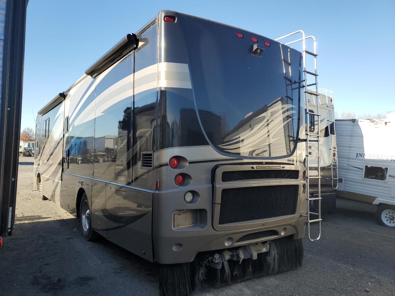 Obraz 3 z 2007 FREIGHTLINER CHASSIS X LINE MOTOR HOME 2007 z VIN 4UZAAJBV87CZ38378