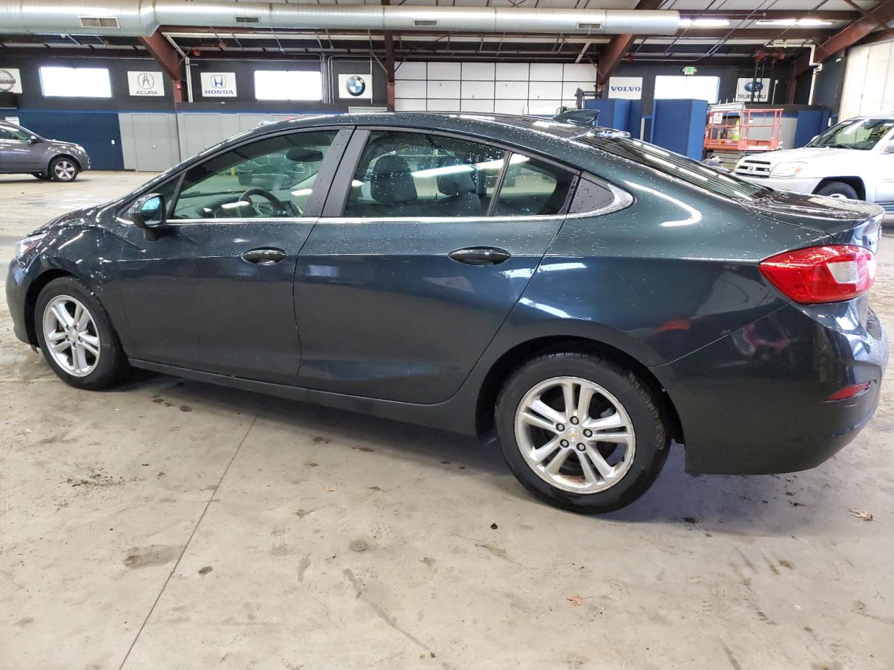 Image 2 of 2017 CHEVROLET CRUZE LT 2017 with VIN 1G1BE5SM1H7210481