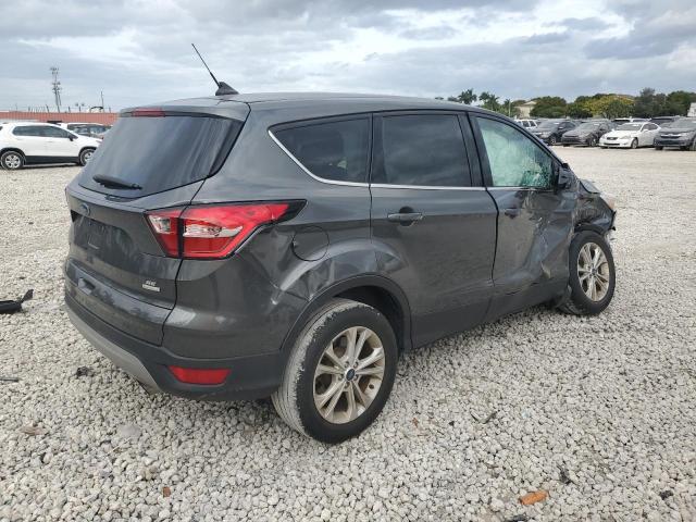 Image 3 of 2019 FORD ESCAPE SE 2019 with VIN 1FMCU0GD4KUA67895