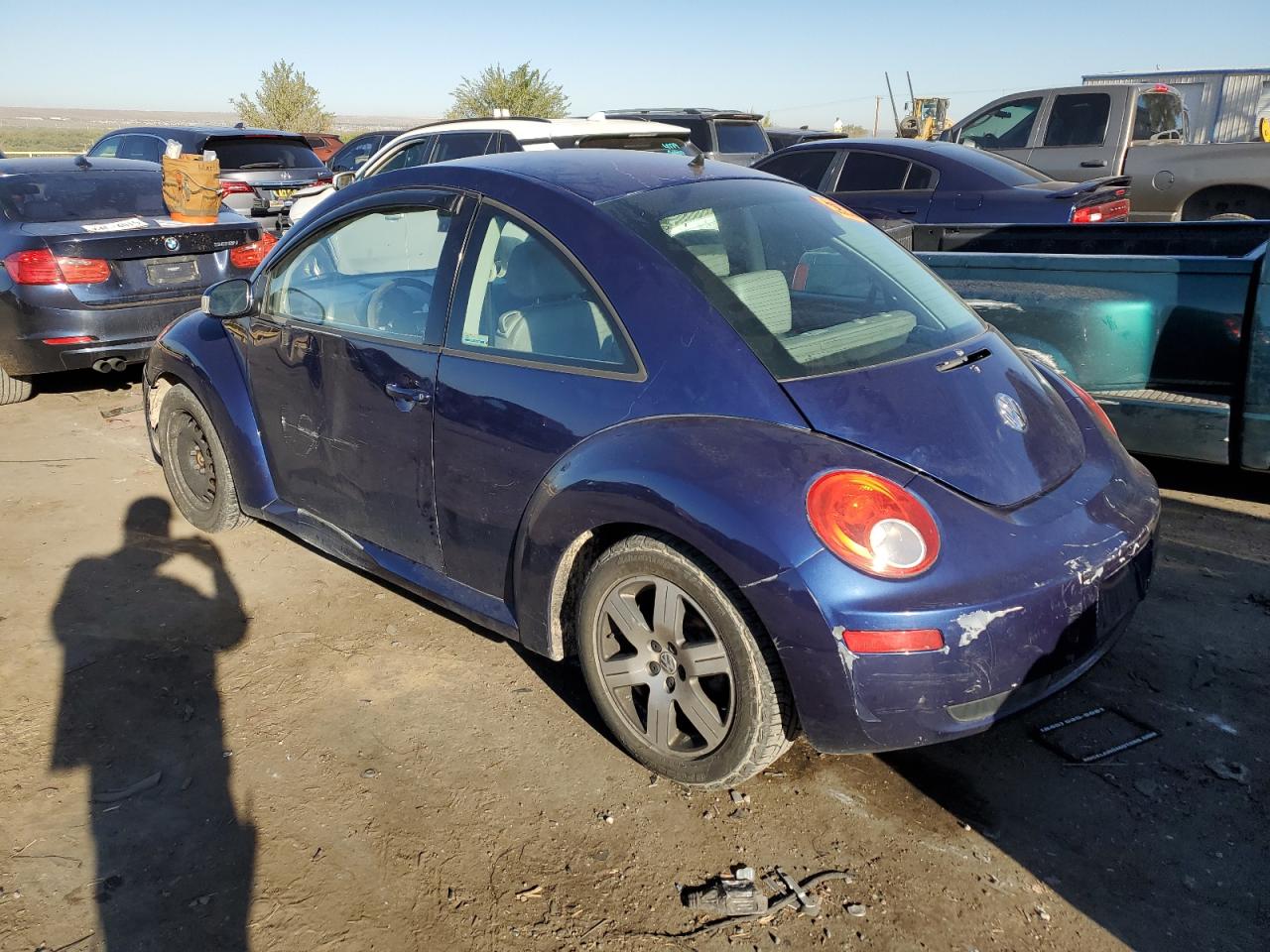 Image 2 of 2006 VOLKSWAGEN NEW BEETLE 2.5L OPTION PACKAGE 1 2006 with VIN 3VWRG31C96M403068