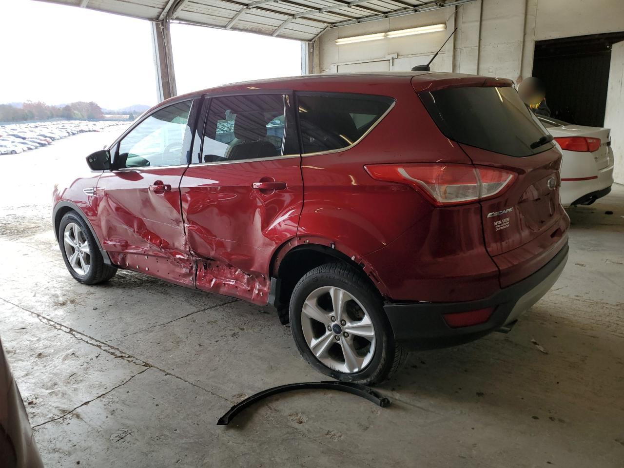 Image 2 of 2015 FORD ESCAPE SE 2015 with VIN 1FMCU0GX1FUC74194