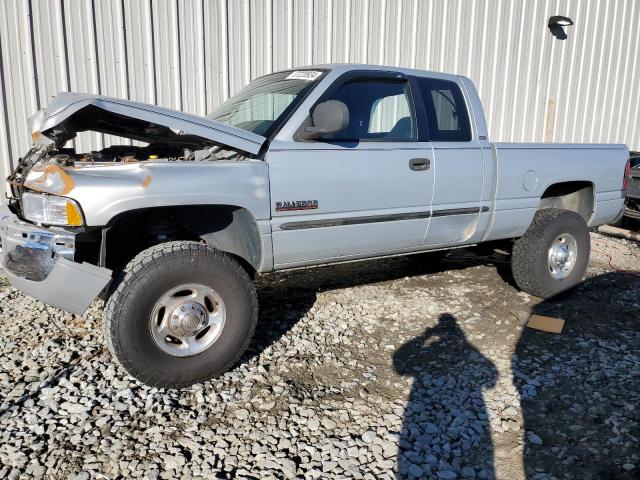 Image 1 of 2000 DODGE RAM 2500  2000 with VIN 1B7KF2364YJ124653