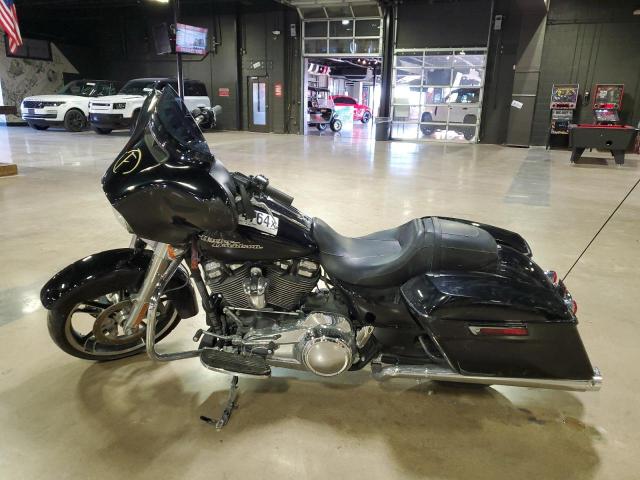 Obraz 3 z 2019 HARLEY-DAVIDSON FLHX  2019 z VIN 1HD1KBC12KB684876