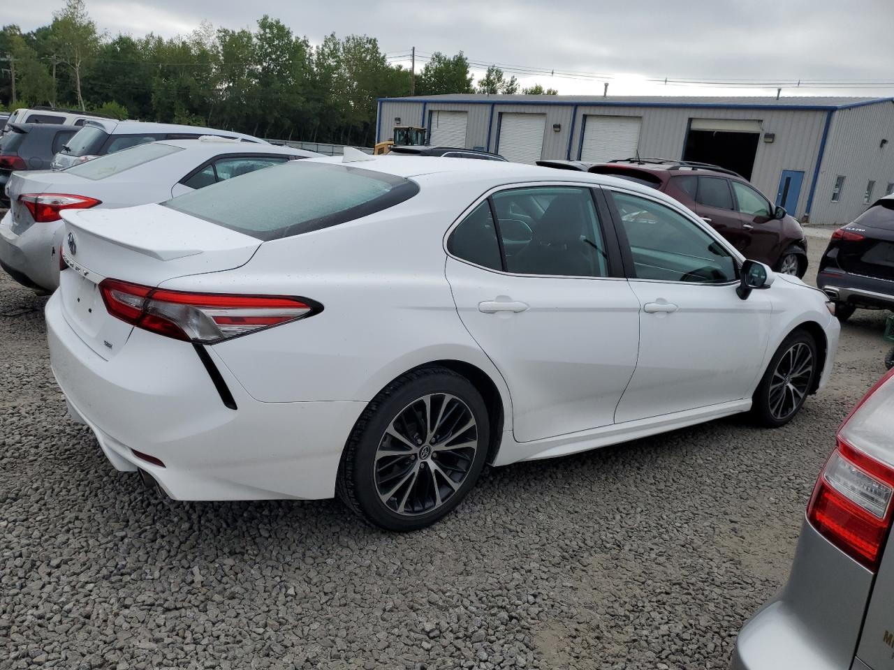 Obraz 3 z 2019 TOYOTA CAMRY L 2019 z VIN 4T1B11HK3KU809033