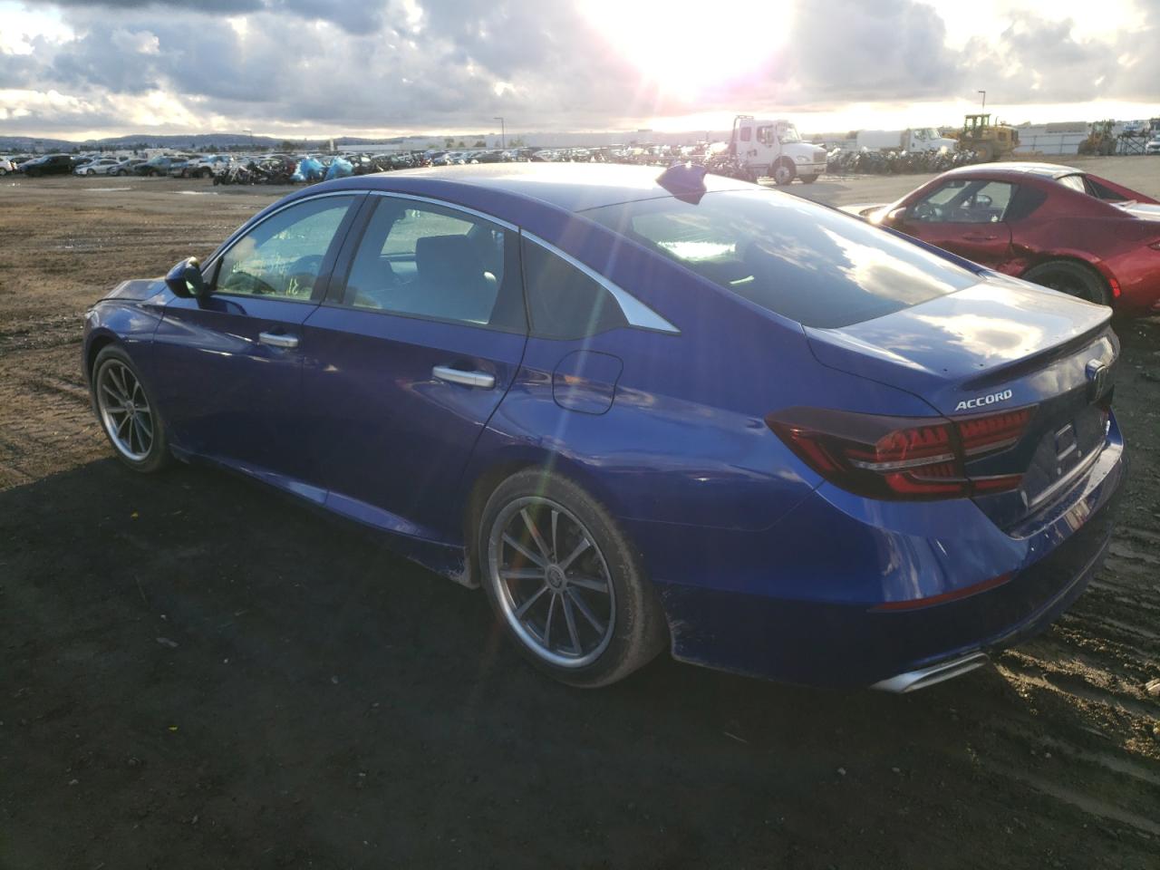 Изображение 2 2018 HONDA ACCORD SPORT 2018 с VIN 1HGCV1F39JA213418
