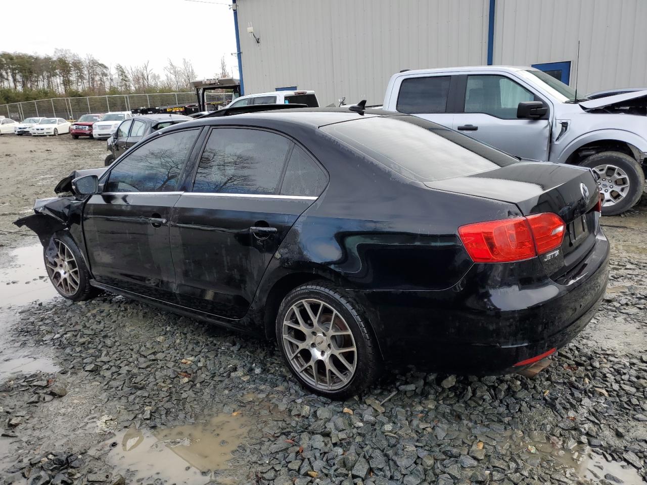 Изображение 2 2013 VOLKSWAGEN JETTA SE 2013 с VIN 3VWDP7AJ8DM262149