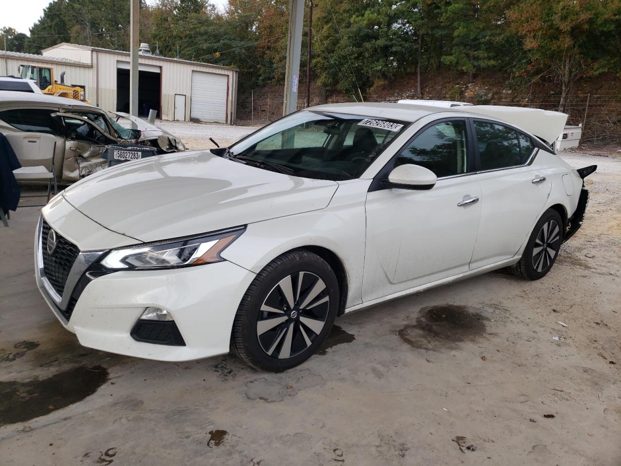 Image 1 of 2021 NISSAN ALTIMA SV 2021 with VIN 1N4BL4DV7MN339771